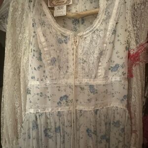 Gunne Sax White and Blue Floral Lace Maxi Dress
